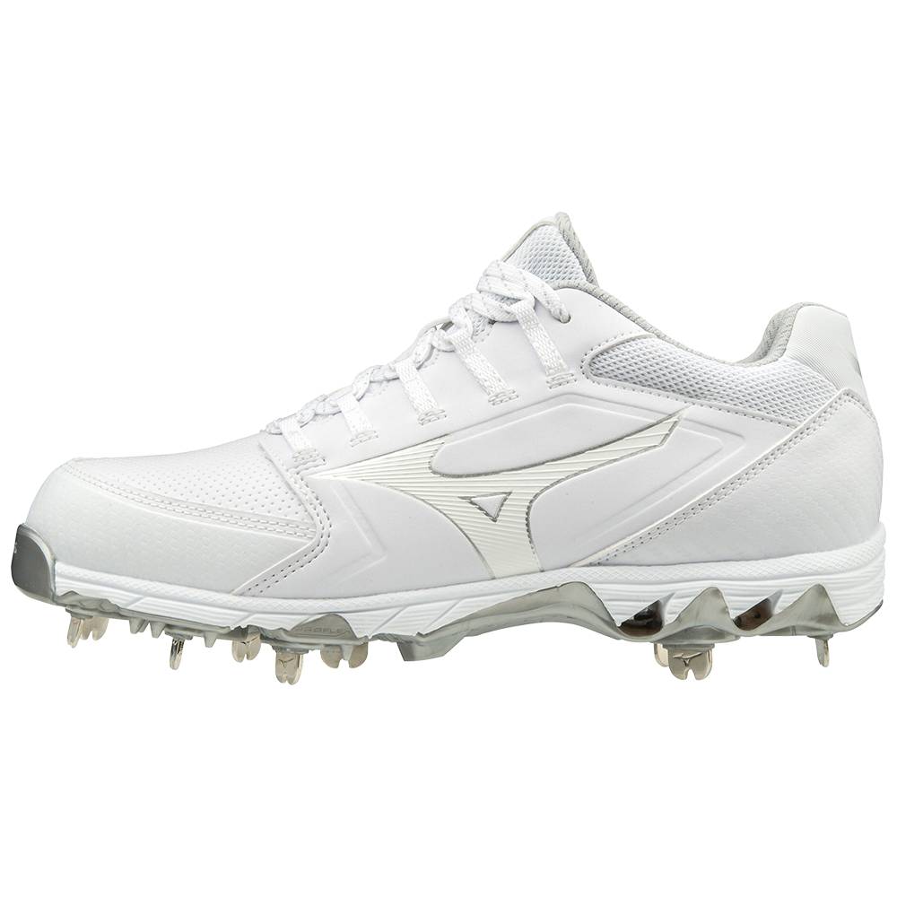 Womens Mizuno 9-Spike Swift 6 Low Metal Softball Cleats White Philippines (SZCINT918)